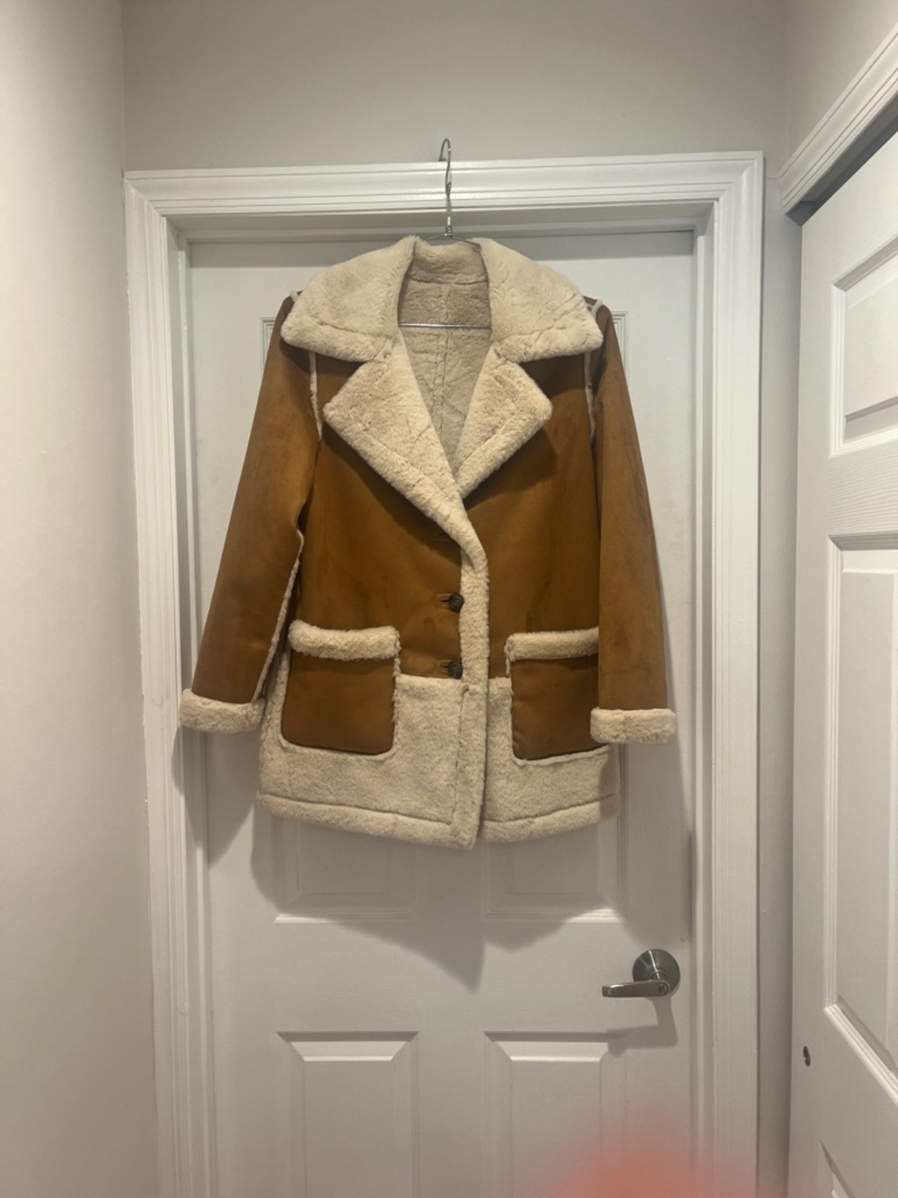 Classic Brown Teddy Shearling Jacket with Cream Trim